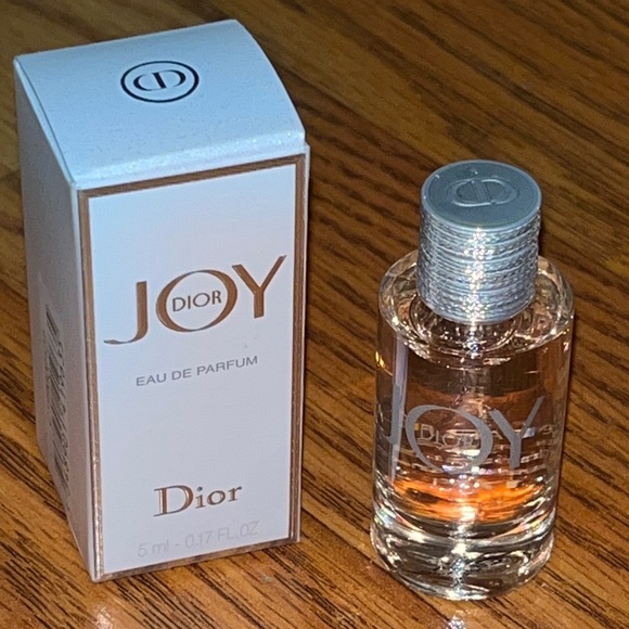 DIOR joy travel sized perfume. New 5 ml bottle, new in box - Picture 3 of 8
